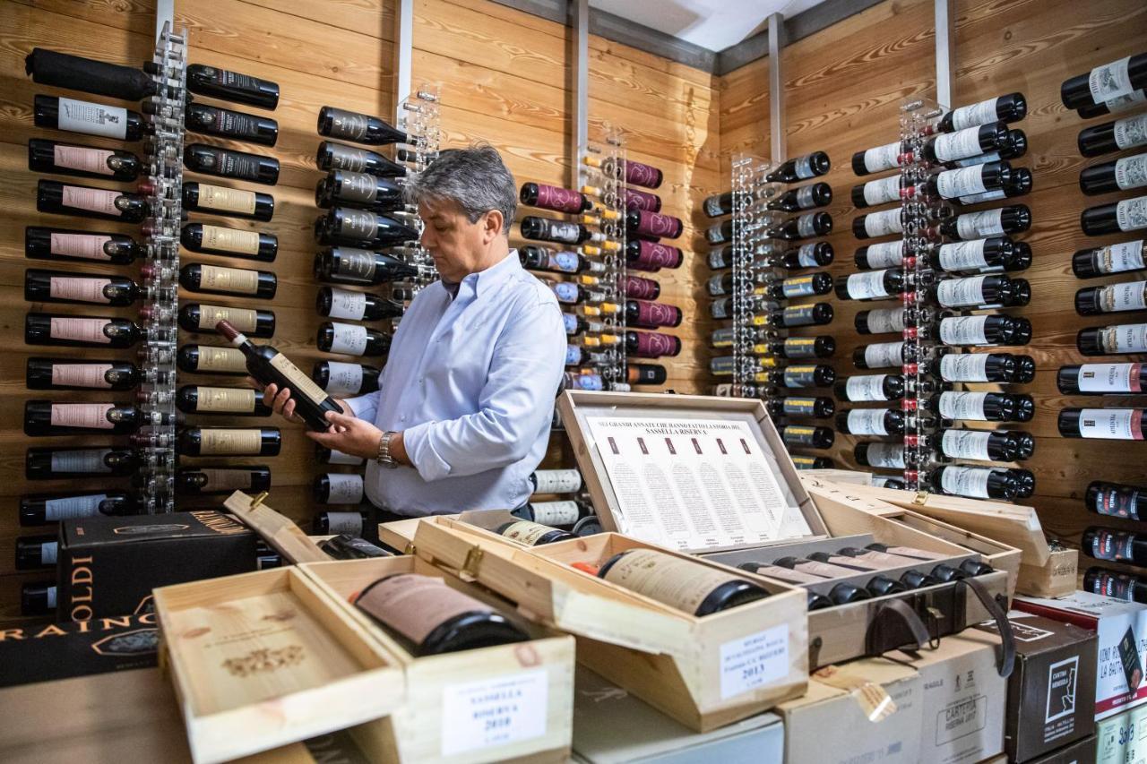 Wine Hotel Retici Balzi Poggiridenti Exteriör bild