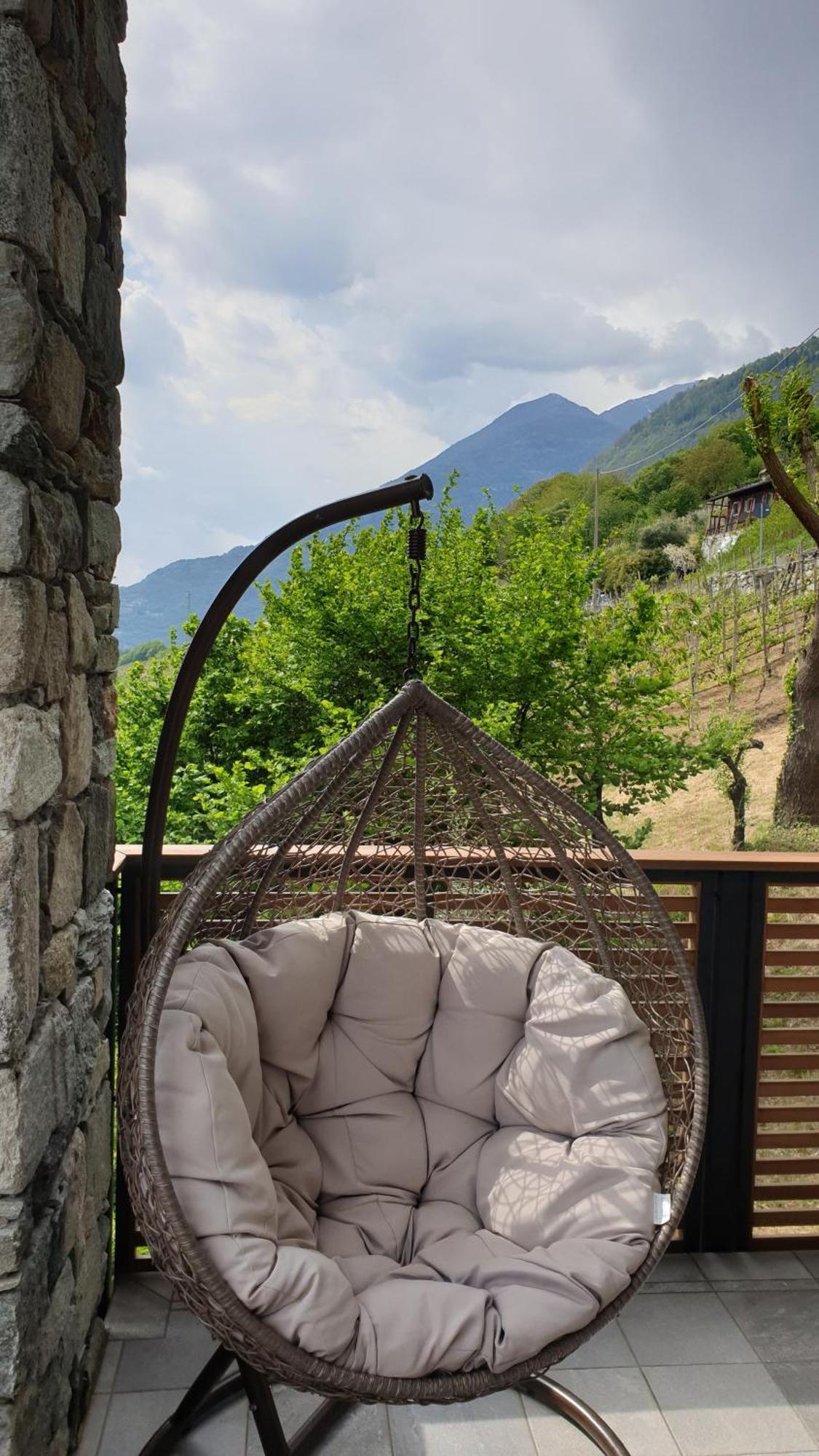 Wine Hotel Retici Balzi Poggiridenti Exteriör bild