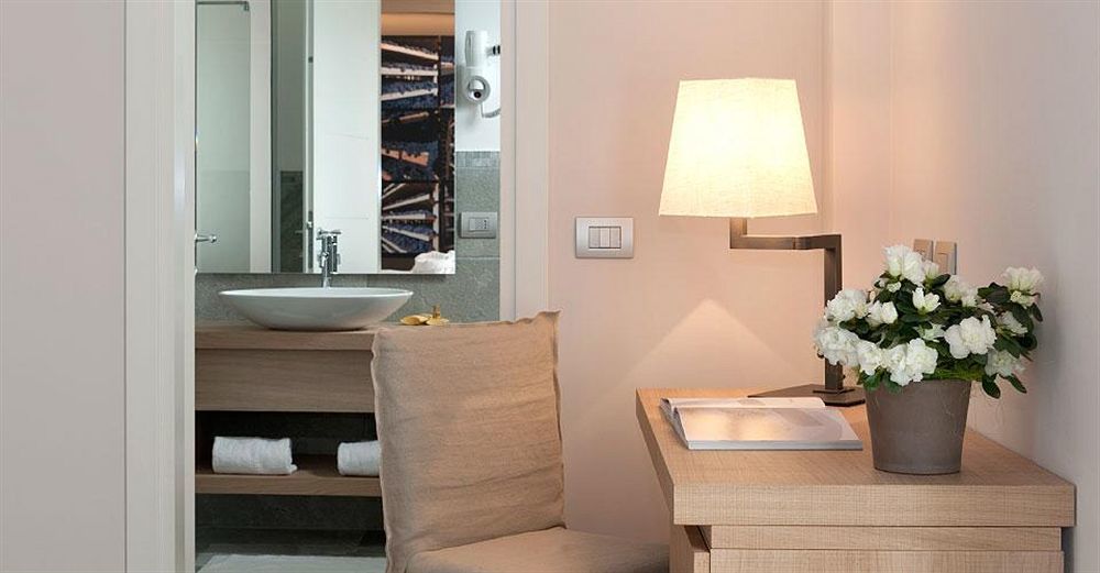 Wine Hotel Retici Balzi Poggiridenti Exteriör bild